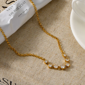 Luxuriöse, elegante, geometrische Halskette aus wasserdichtem Edelstahl in Goldfarbe mit Zirkonia-Besatz für Damen h5 Bild2