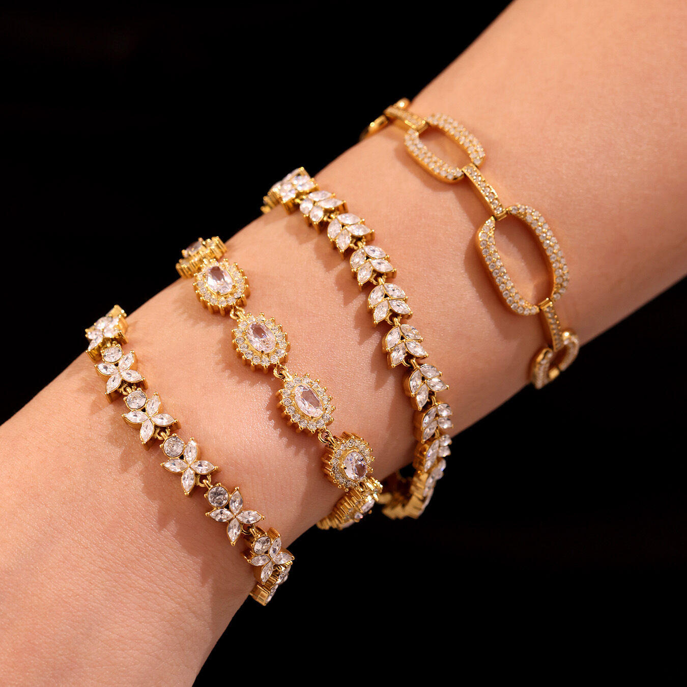 Luxurious Flower Circle Stainless Steel Waterproof Gold Color Zircon Women's Chain Bracelets Picture4