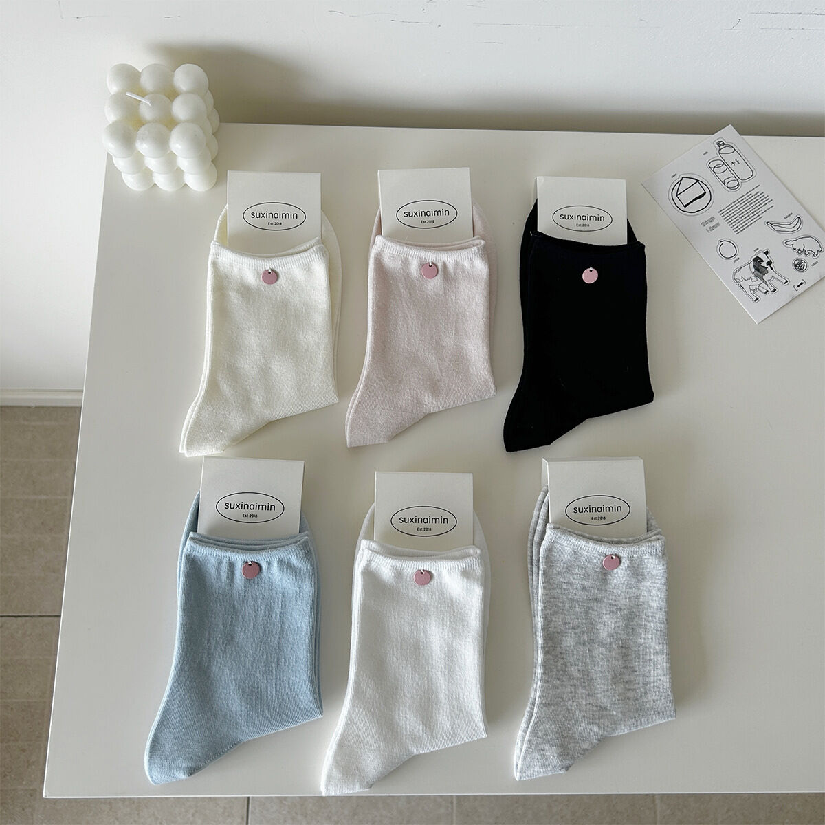 High Bounce Basic Solid Color Mid-Calf Socks Picture2