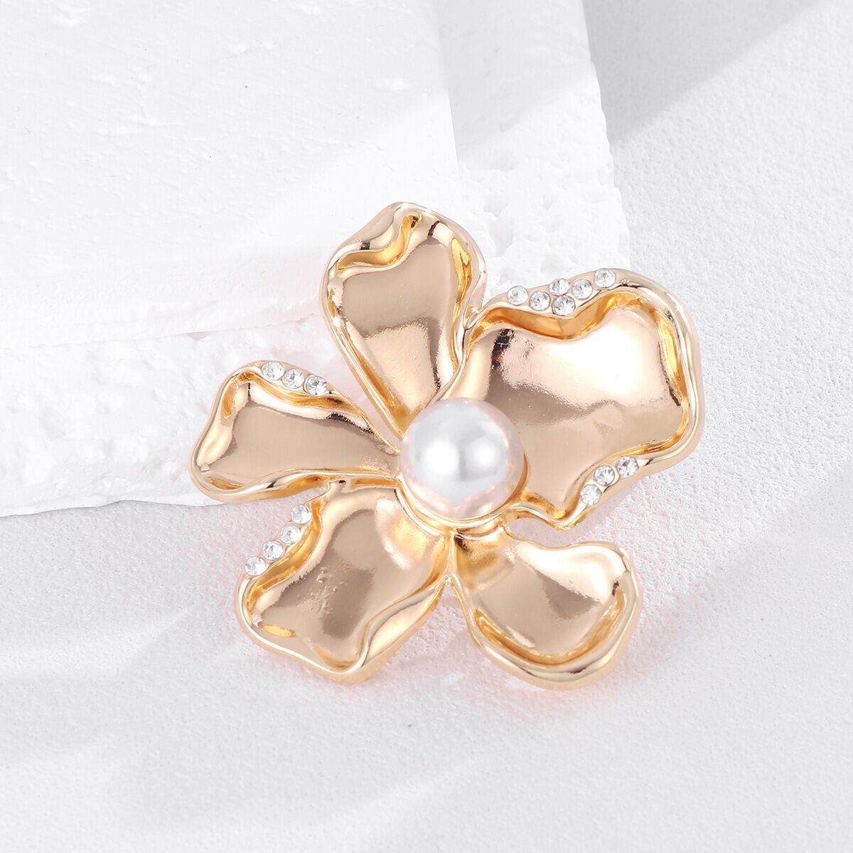 Simple Series Retro Flower Alloy Artificial Pearl Brooches Picture2