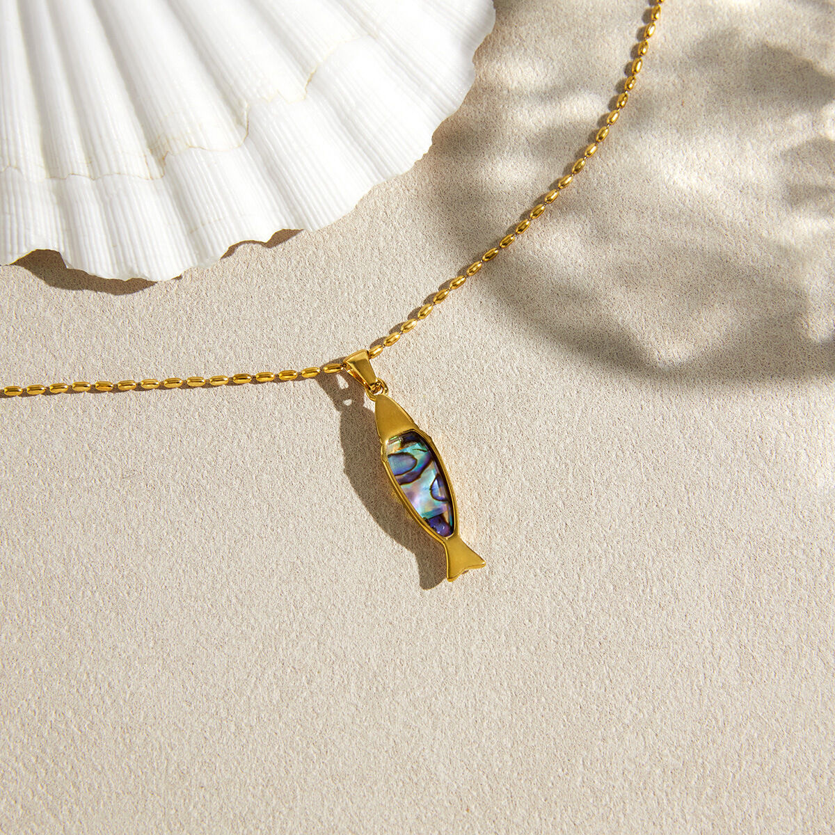 Vacation Oceanic Style Fish Shape Stainless Steel Waterproof Gold Color Shell Women's Pendant Necklaces Picture4