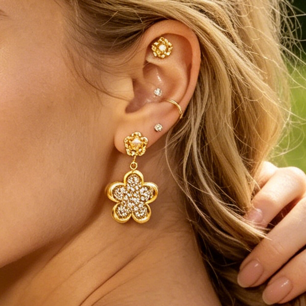 Simple Series Daily Flower Stainless Steel Waterproof   Gold Color  Zircon Women's Stud Earrings 2