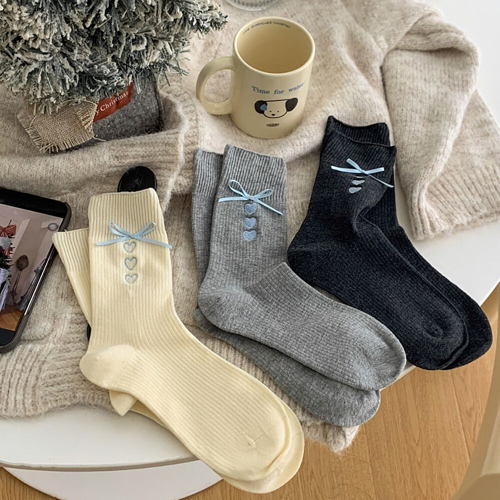 Basic Heart Bow Mid-Calf Socks Picture2