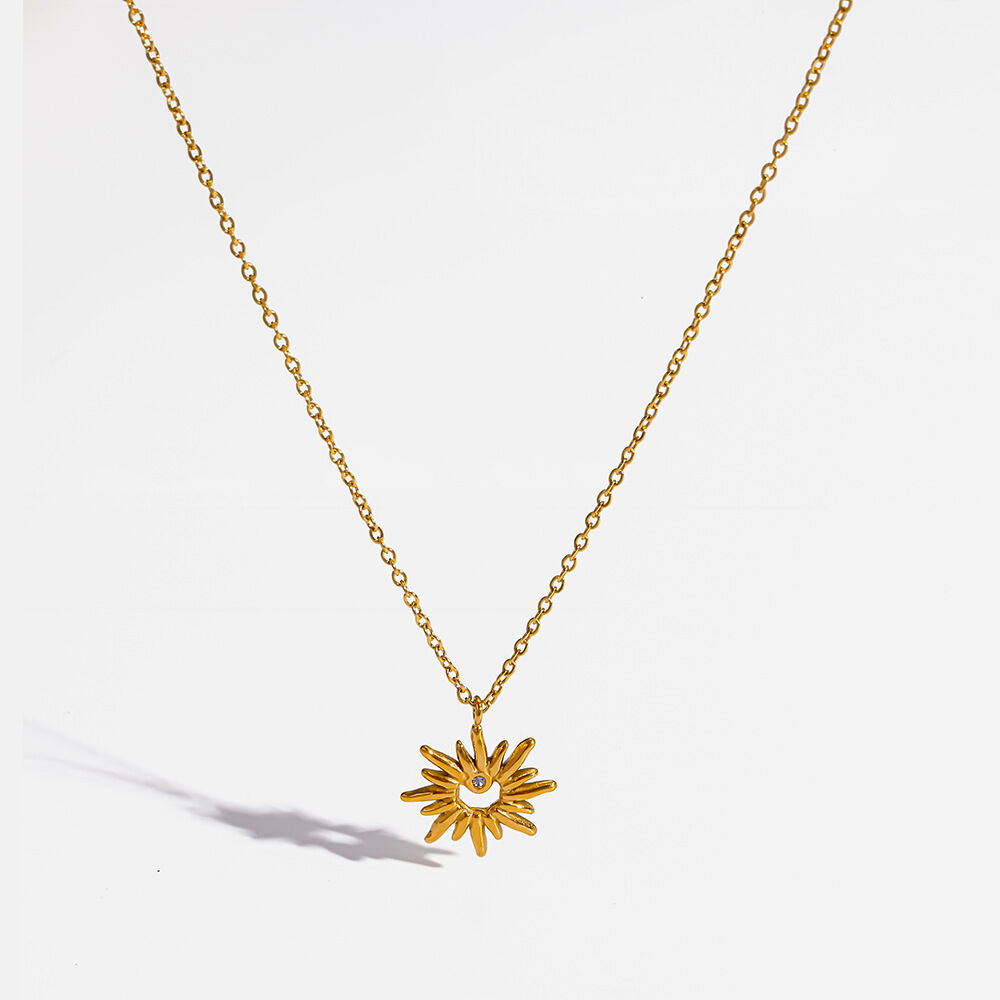 Einfache, wasserdichte Damen-Halskette mit Sternanhänger aus Edelstahl in Goldfarbe und Strass h5Bild4