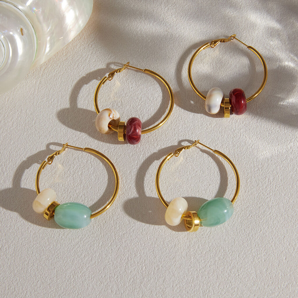 Simple Circle Stainless Steel Waterproof Gold Color Women's Hoop Earrings Picture2