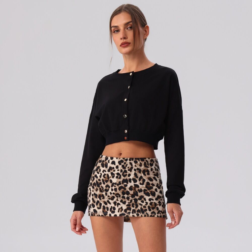 Simple Designed Short Length Button Down Sweatshirt h5Picture3