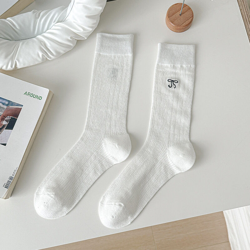 Slight Bounce Basic Solid Color Thin Bow Embroidery Mid-Calf Socks 