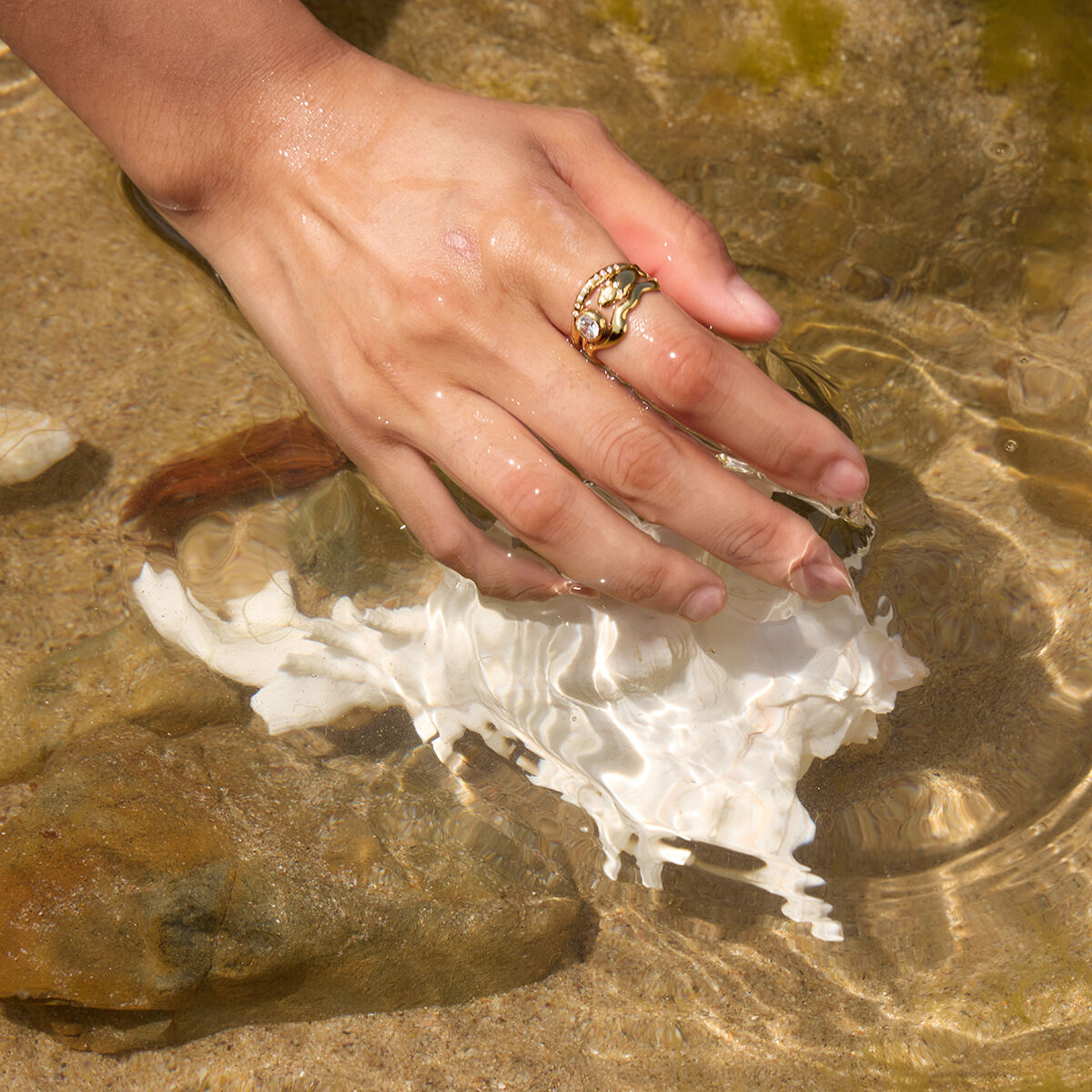 Vacation Oceanic Style Starfish Stainless Steel Waterproof Gold Color Zircon Statement Rings Picture3