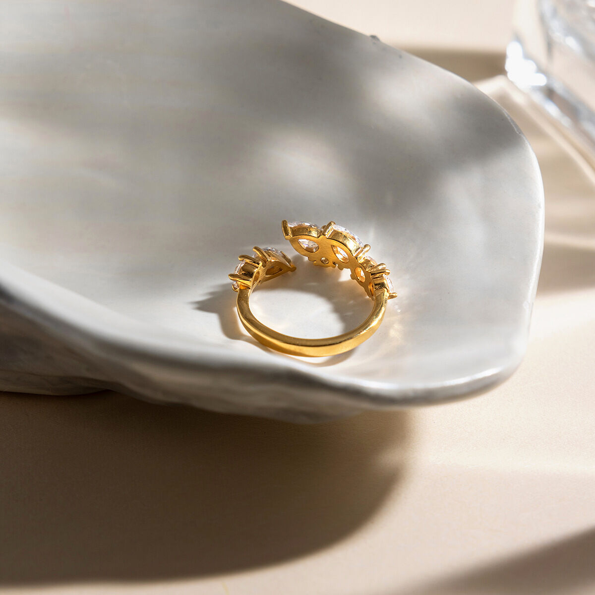 Elegant Droplet Stainless Steel Waterproof Gold Color Zircon Women's Gemstone Rings h5 Picture4