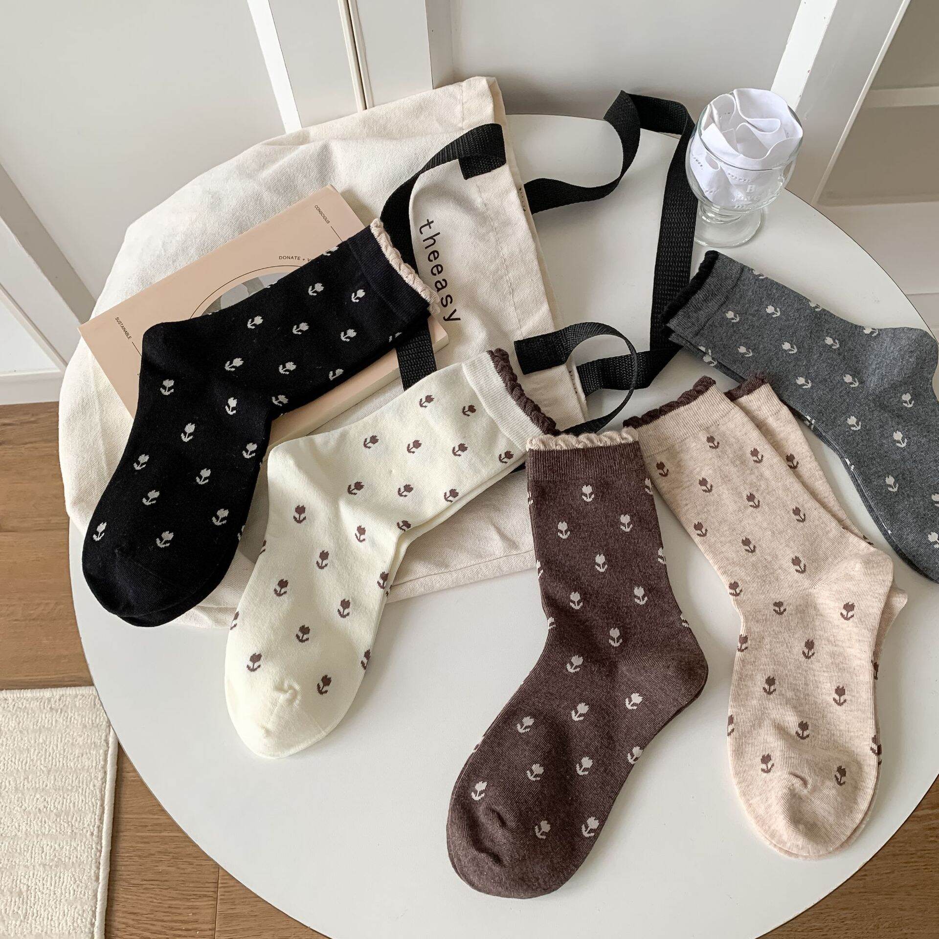 High Bounce Basic Botanical Retro Mid-Calf Socks h5 Picture2