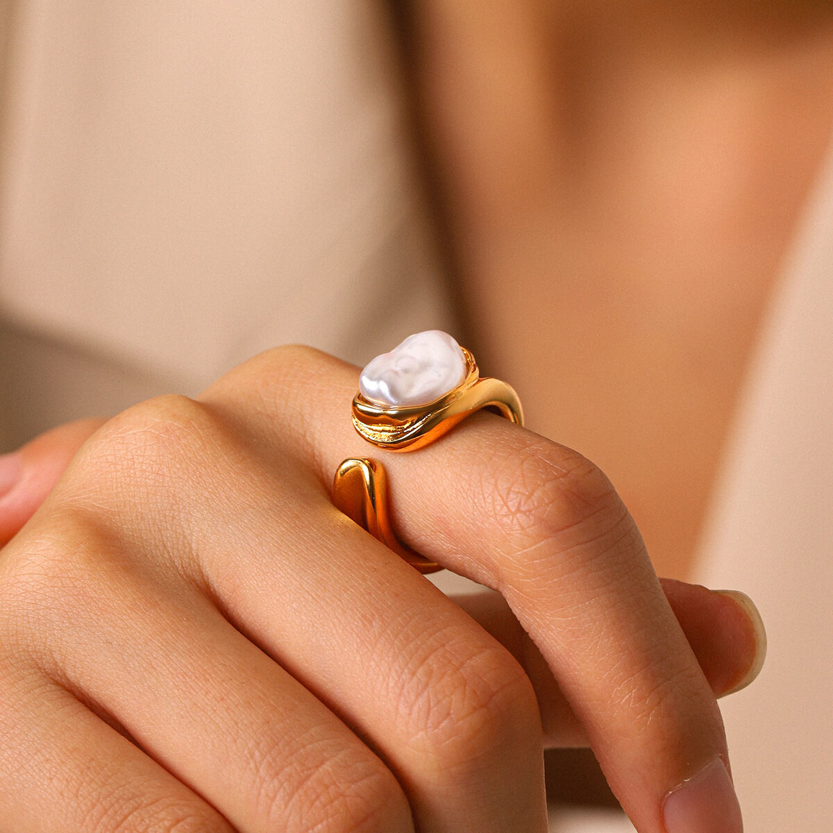 Simple Series Daily Irregular Shape Stainless Steel Waterproof   Gold Color  Pearl Women's Gemstone Rings