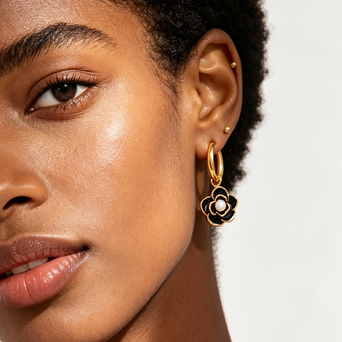 Simple Series Daily Flower Stainless Steel Waterproof Gold Color Women's Hoop Earrings Picture3