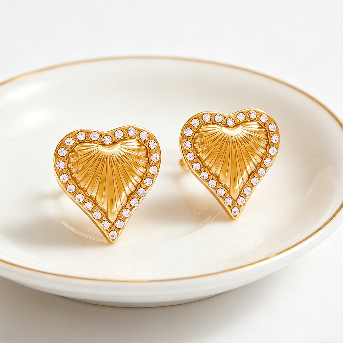 Simple Series Daily Heart Stainless Steel Waterproof   Gold Color  Unisex Stud Earrings h5 Picture5