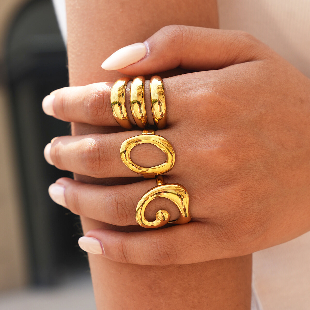Conjuntos de anillos sencillos de acero inoxidable de forma irregular y color dorado, resistentes al agua, de la serie Daily. 2