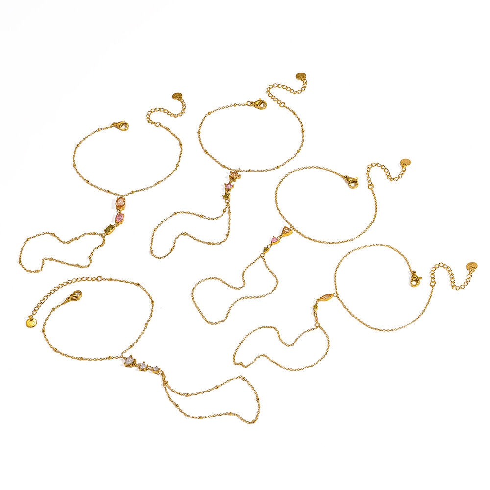 Chaîne de poignet pour femme en acier inoxydable doré, imperméable, de forme géométrique simple et ornée de strass Image4