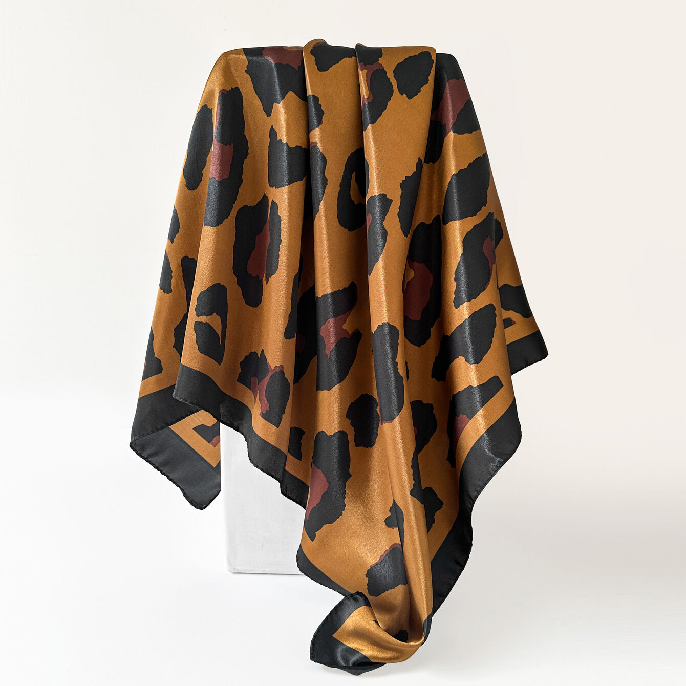Retro Leopard Print Polyester Women's Summer Scarves 