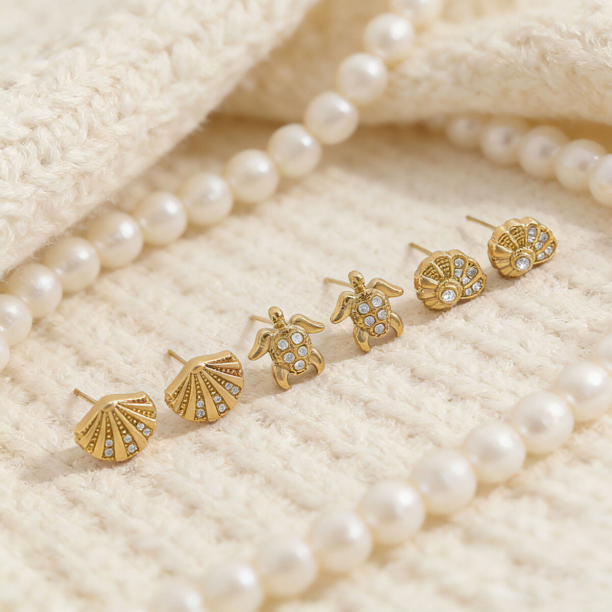 Orecchini a perno da donna in acciaio inossidabile color oro, impermeabili, stile vacanziero oceanico, con cristalli. h5Immagine3