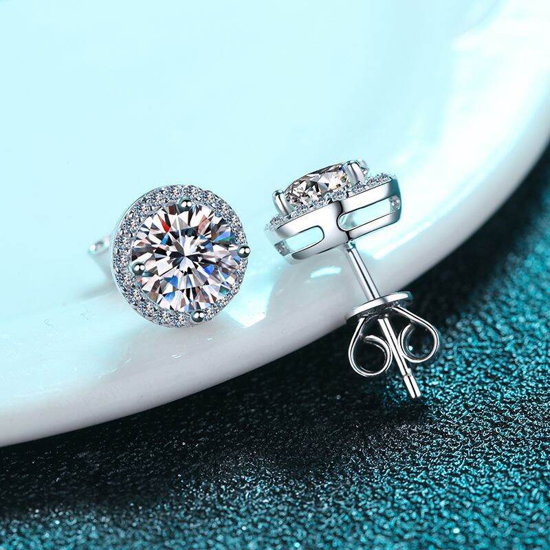 Luxurious Series Classic Circle S925 Silver Color Moissanite Women's Moissanite Earrings h5Picture3