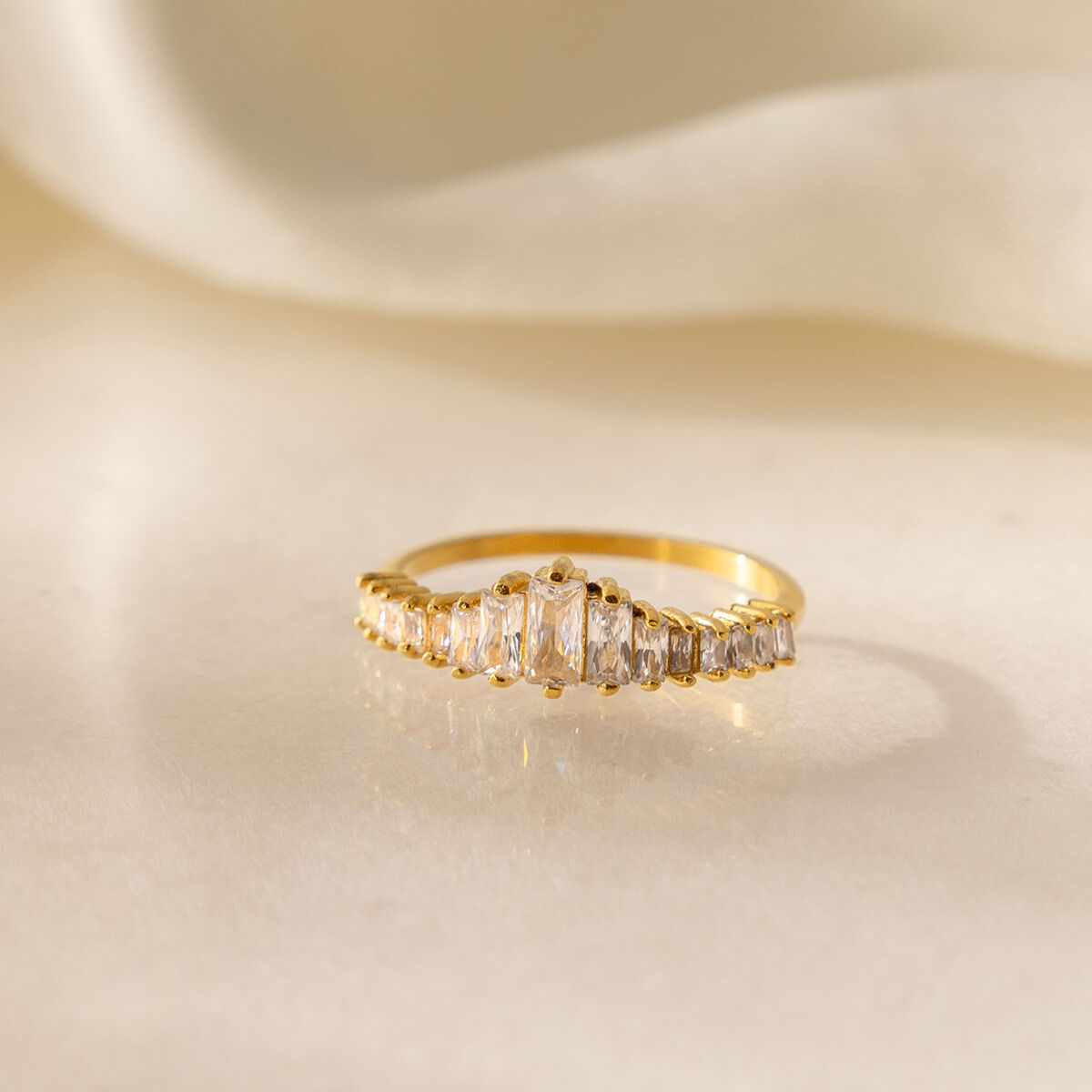 Simple Rectangle Stainless Steel Waterproof Gold Color Zircon Women's Gemstone Rings 2