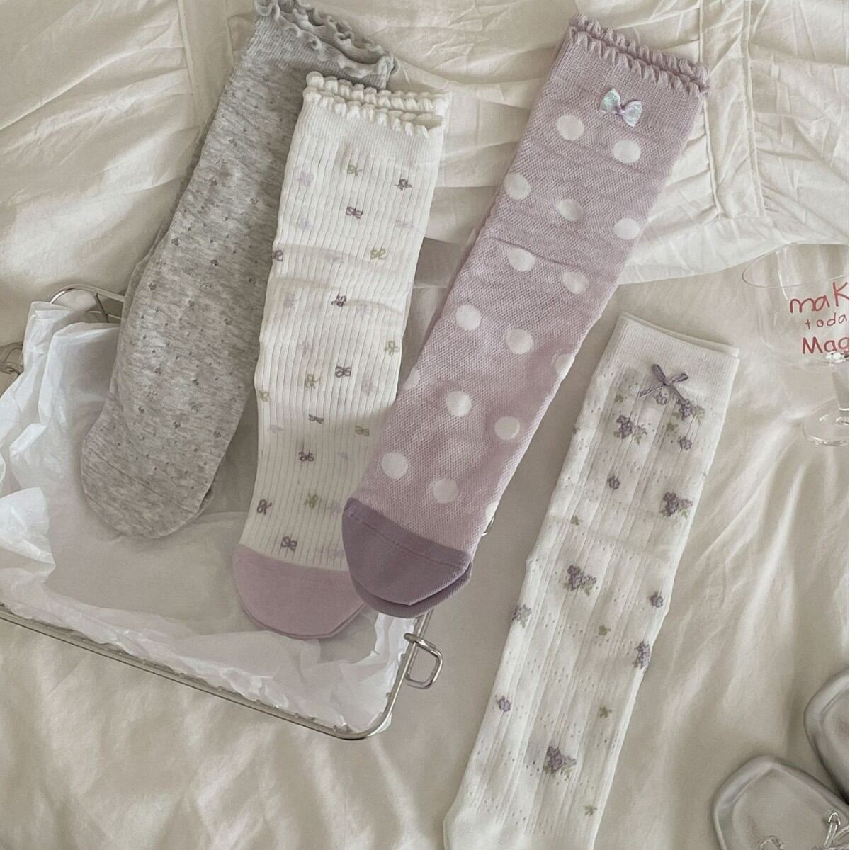 Elegante, hochelastische Socken mit Polka-Dots, mittelhoch geschnitten h5 Bild2