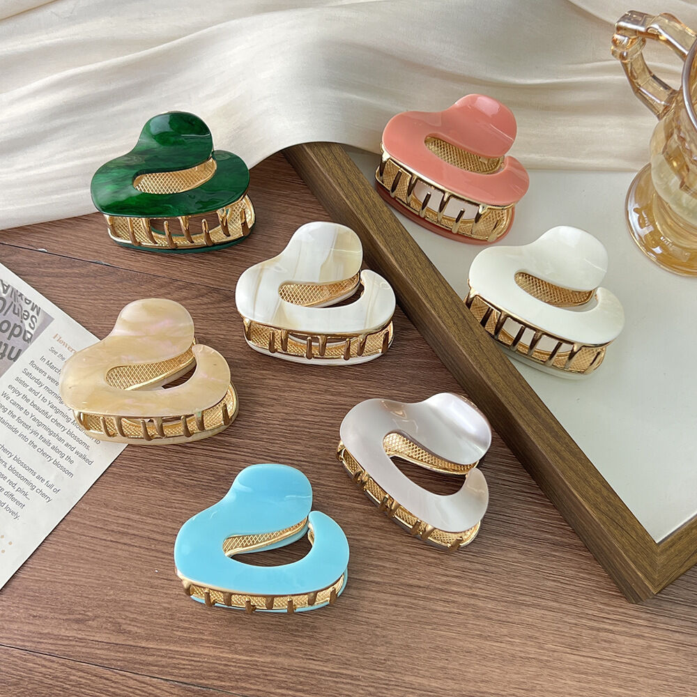 Simple Series Daily Irregular Shape Gradient Color Acetate Hair Claws Picture3