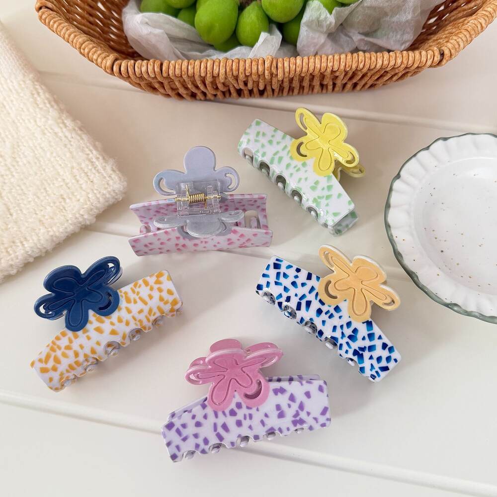 Simple Series Sweet Flower Polka Dots Mixed Color Plastic Hair Claws Picture2