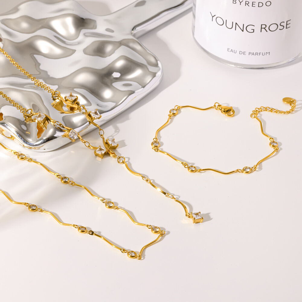 Luxurious Series Elegant Stainless Steel Waterproof Gold Color Rhinestone Women's Jewelry Sets