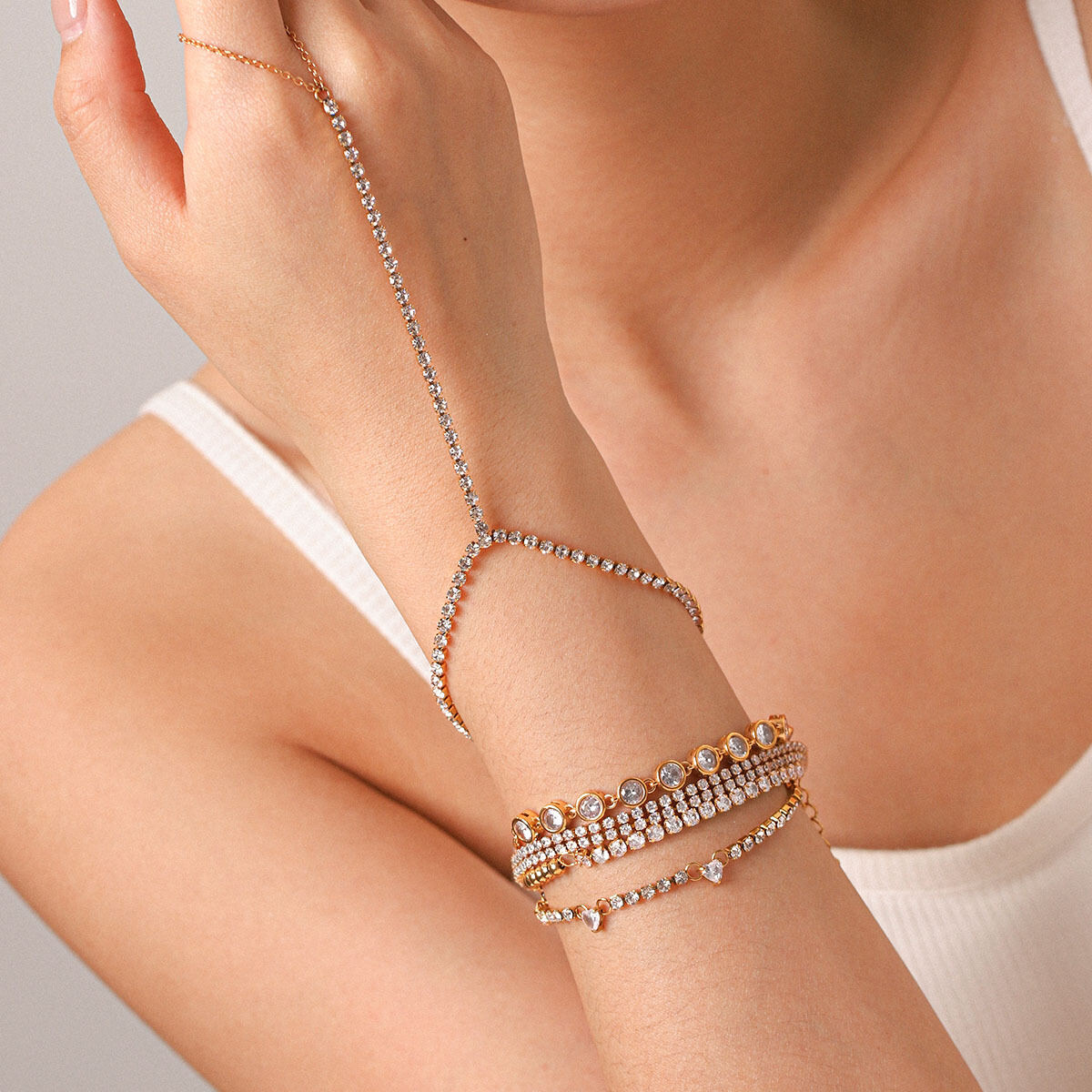 Simple Series Daily Chain Stainless Steel Waterproof   Gold Color  Zircon Women's Chain Bracelets 2