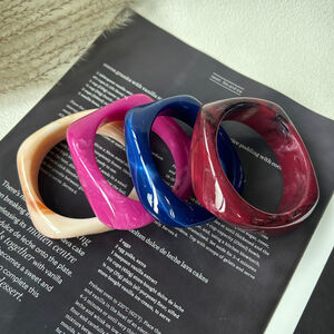 Gradient Color Resin Women's Bangles h5 Picture3