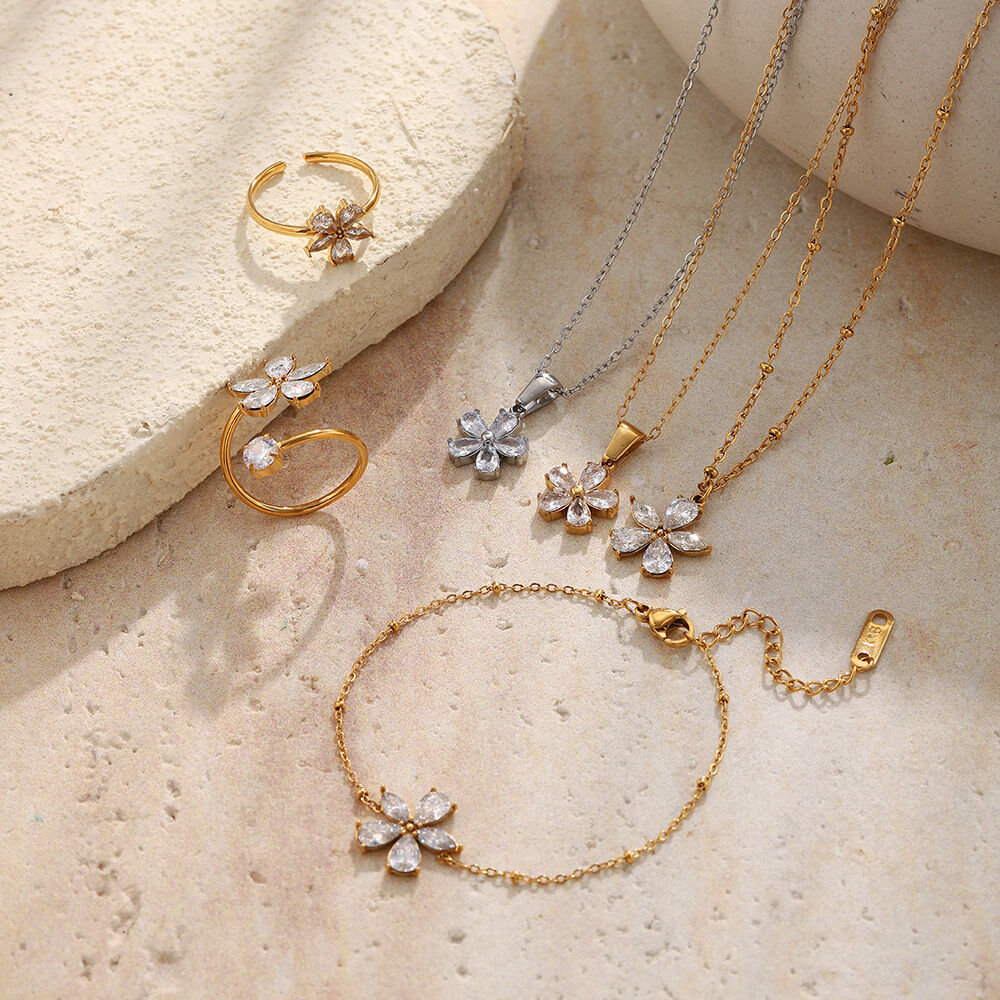 Romantic Series Sweet Flower Stainless Steel Waterproof Gold Color Zircon Women's Necklaces Sets Picture2