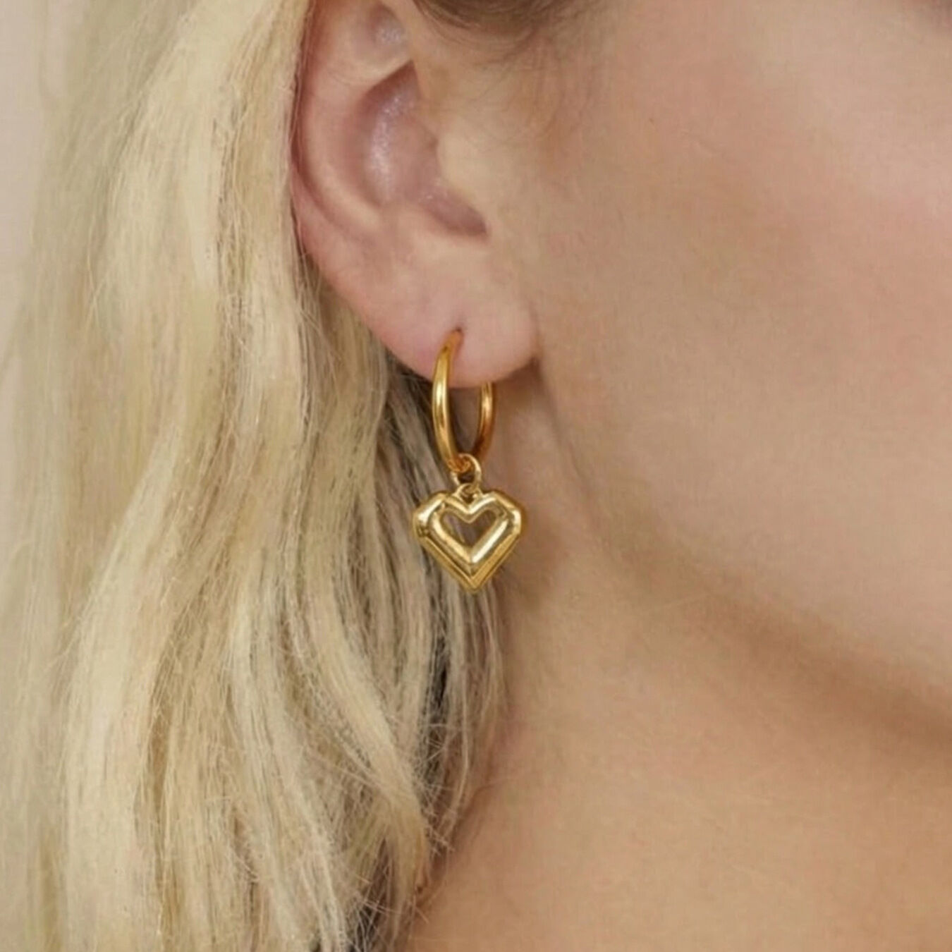 Simple Series Simple Heart Stainless Steel Waterproof   Gold Color  Women's Drop Earrings Picture3