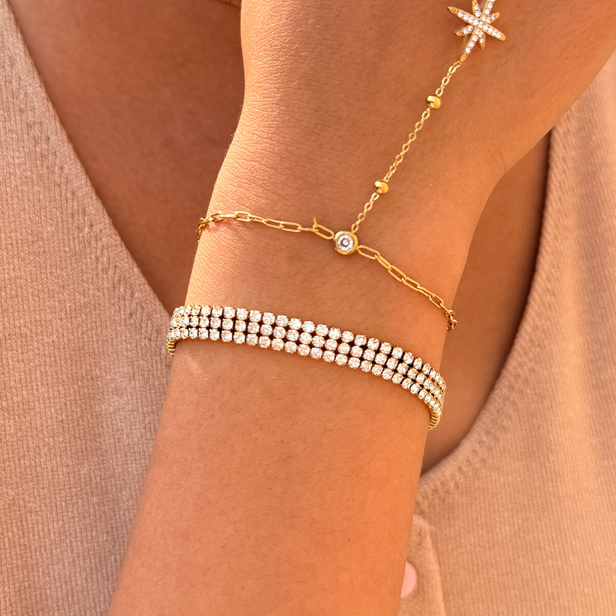 Luxuriöses, unregelmäßig geformtes, wasserdichtes Edelstahl-Armband mit Zirkonia in Goldfarbe für Damen – perfekt für den täglichen Gebrauch