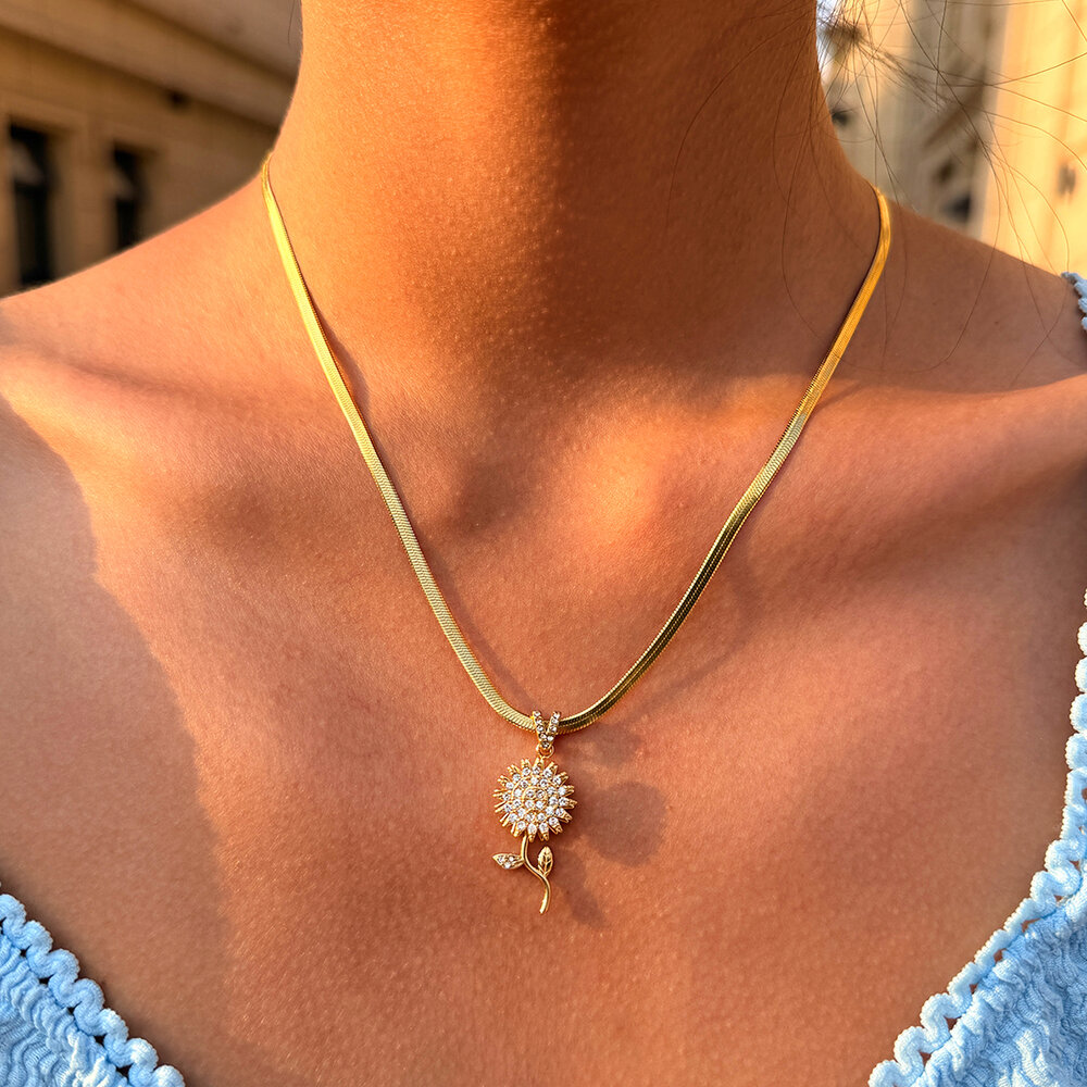 Retro Daily Flower Stainless Steel Waterproof Gold Color Rhinestone Women's Pendant Necklaces Picture5