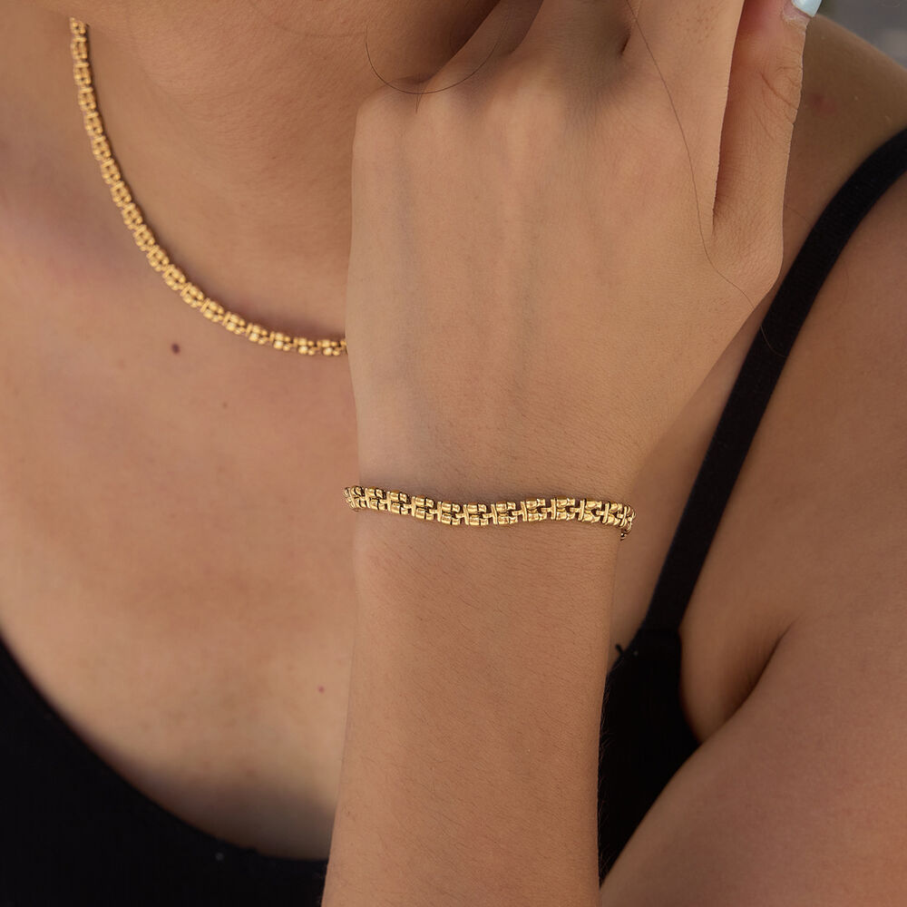 Simple Series Elegant Heart Chain Circle Stainless Steel Waterproof Gold Color Women's Chain Bracelets h5Picture2