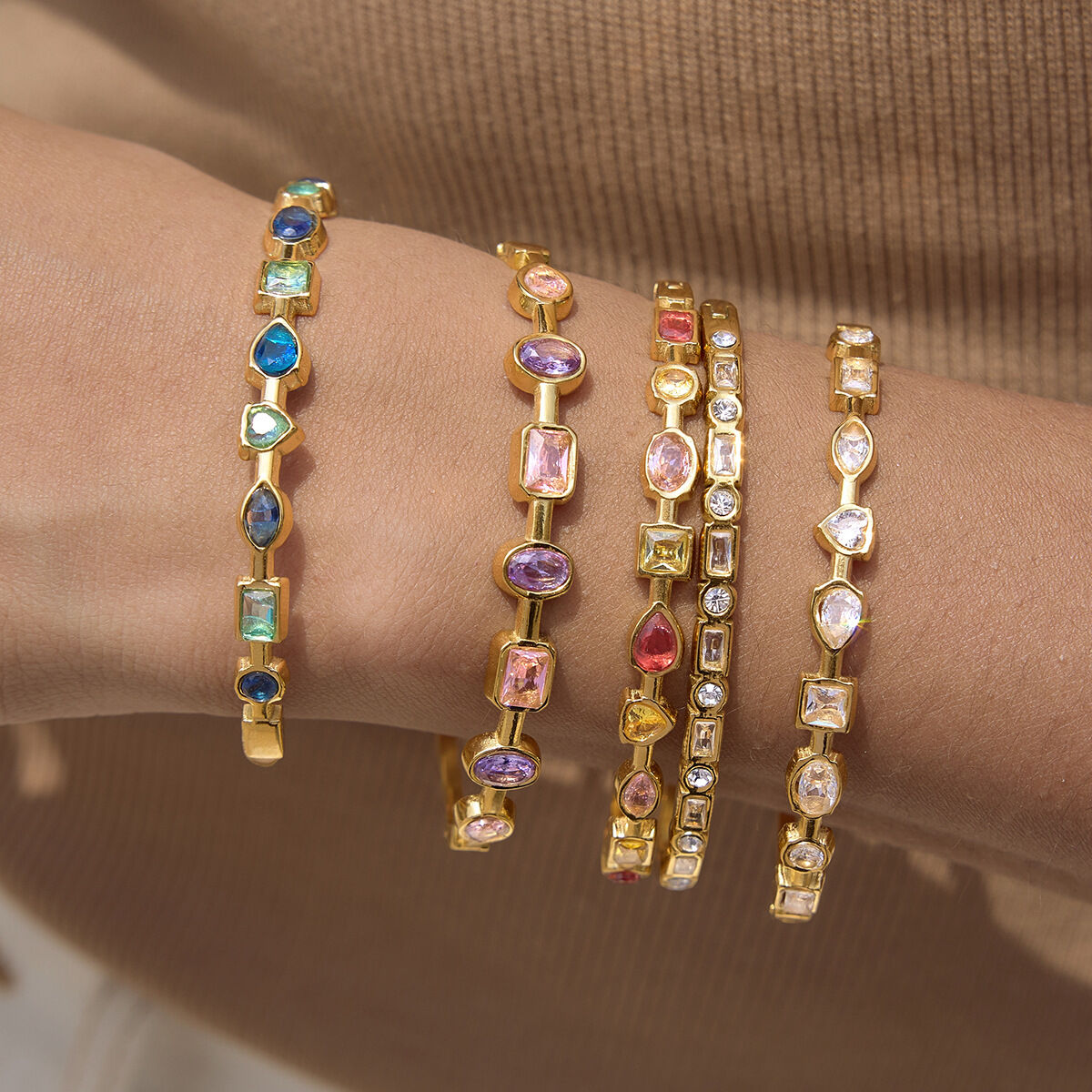 Luxurious Series Elegant Heart Patchwork Rectangle Stainless Steel Waterproof   Gold Color  Women's Bangles