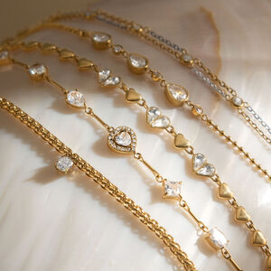 Luxurious Series Simple Heart Stainless Steel Waterproof Gold Color Zircon Women's Chain Bracelets h5 Picture2