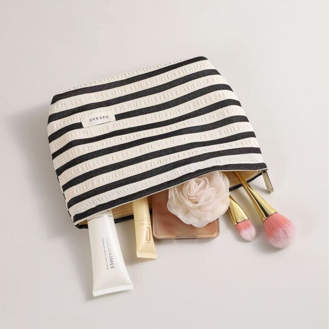 Simple Series Casual Stripe Mixed Color Canvas Makeup Bags h5 Picture4