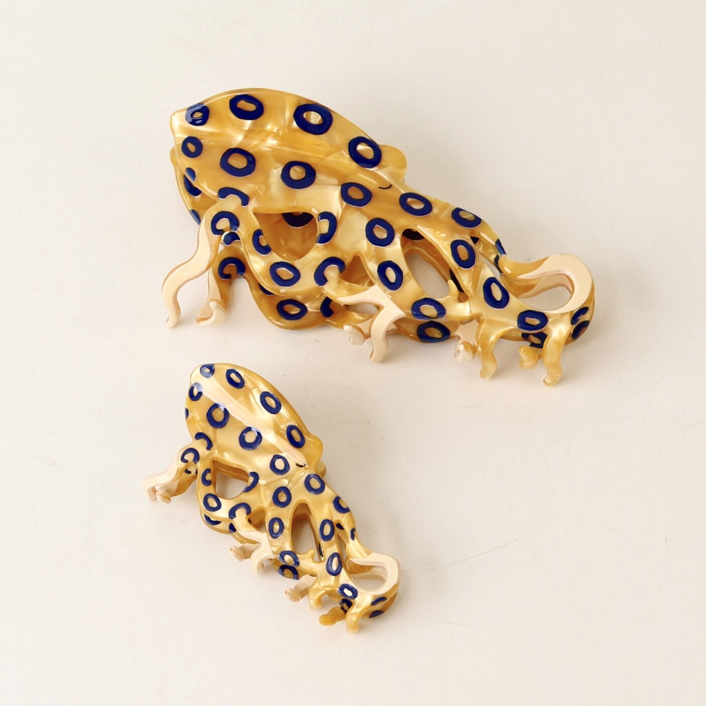 Simple Series Cute Solid Color Oceanic Style Polka Dots Octopus Acetate Hair Claws 2