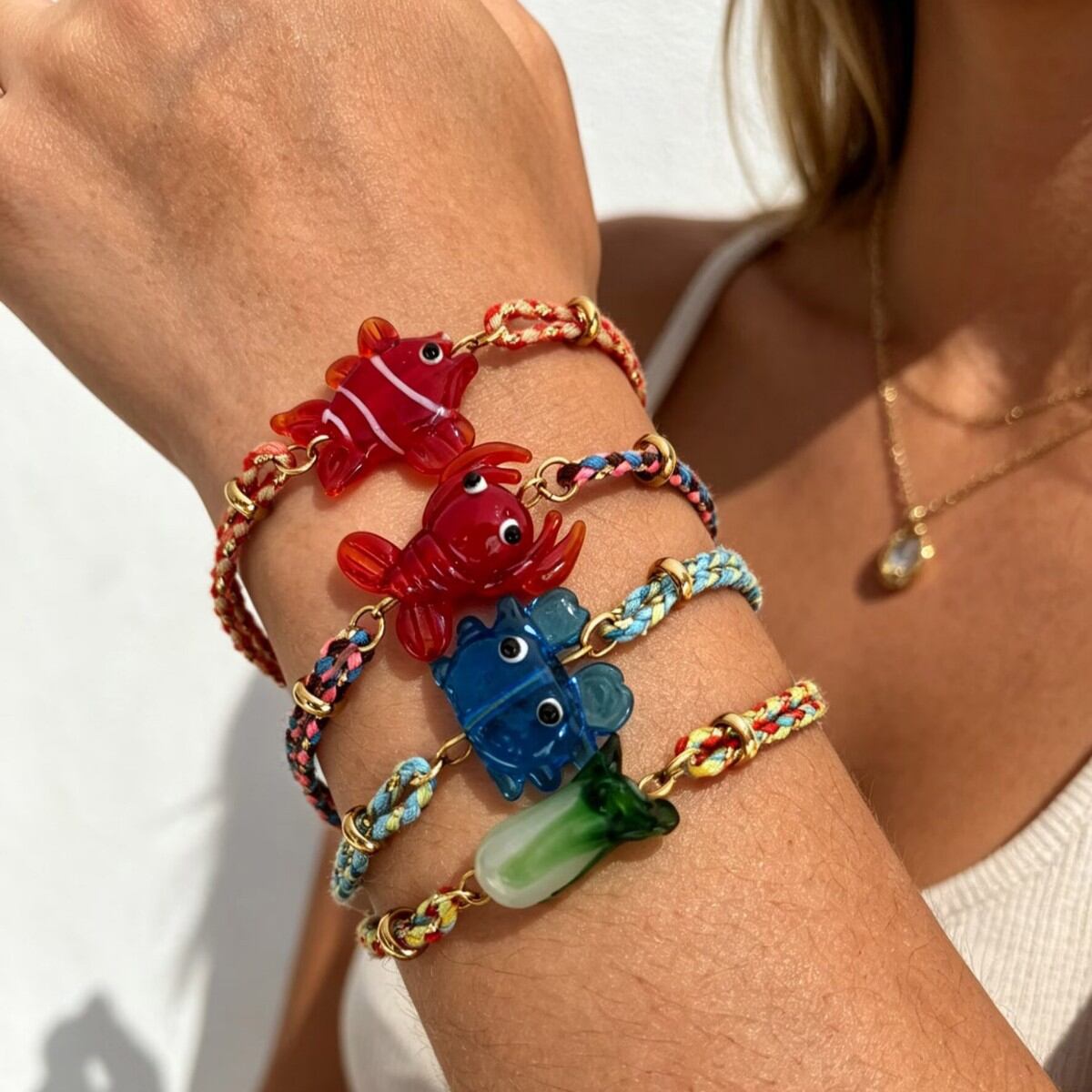 Pulseras trenzadas de cuerda dorada estilo oceánico para mujer