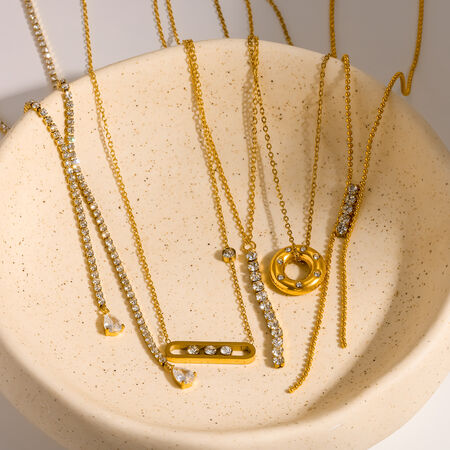 Luxurious Elegant Stainless Steel Waterproof Gold Color Rhinestone Women's Chain Necklaces 2