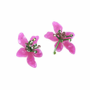 Romantic Series Sweet Flower Acrylic Women's Stud Earrings h5 Picture3