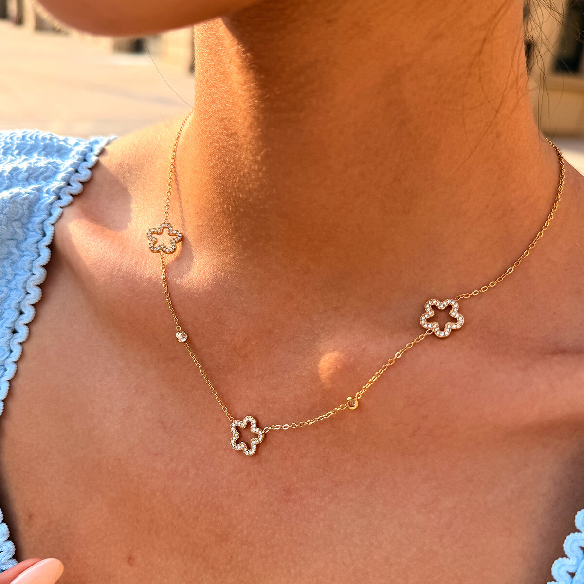 Simple Series Daily Flower Stainless Steel Waterproof Gold Color Rhinestone Women's Chain Necklaces h5 Picture4