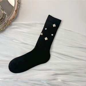 Elegant Solid Color With Rhinestones Mid-Calf Socks h5
