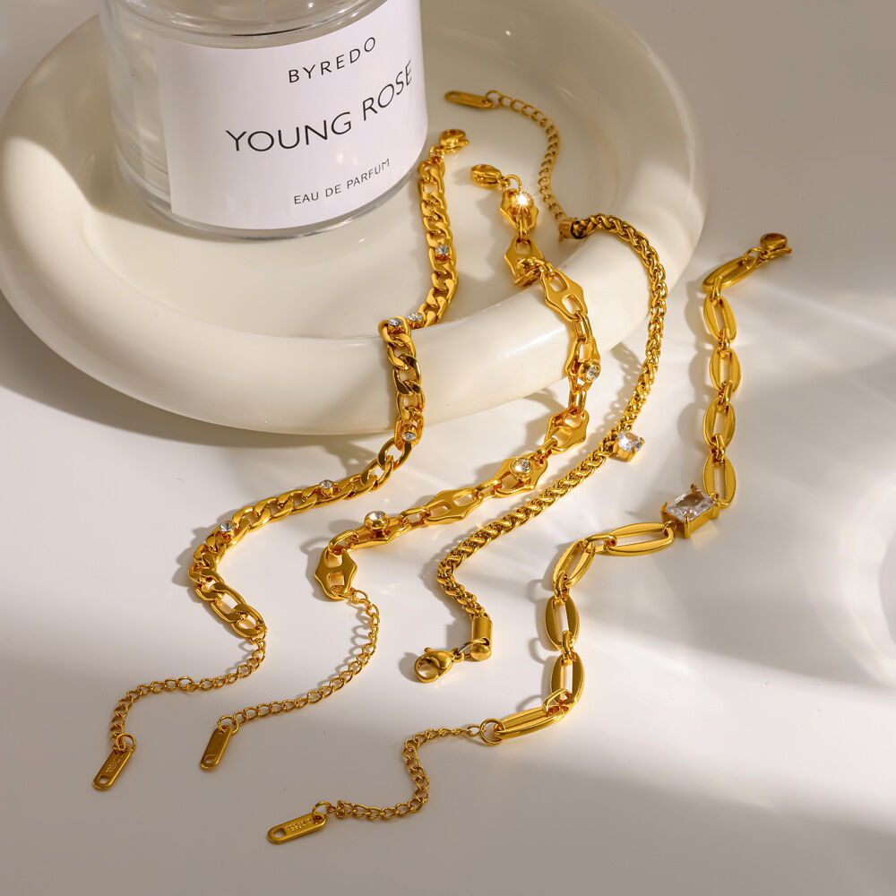 Luxurious Stainless Steel Waterproof Gold Color Rhinestone Women's Chain Bracelets h5Picture2