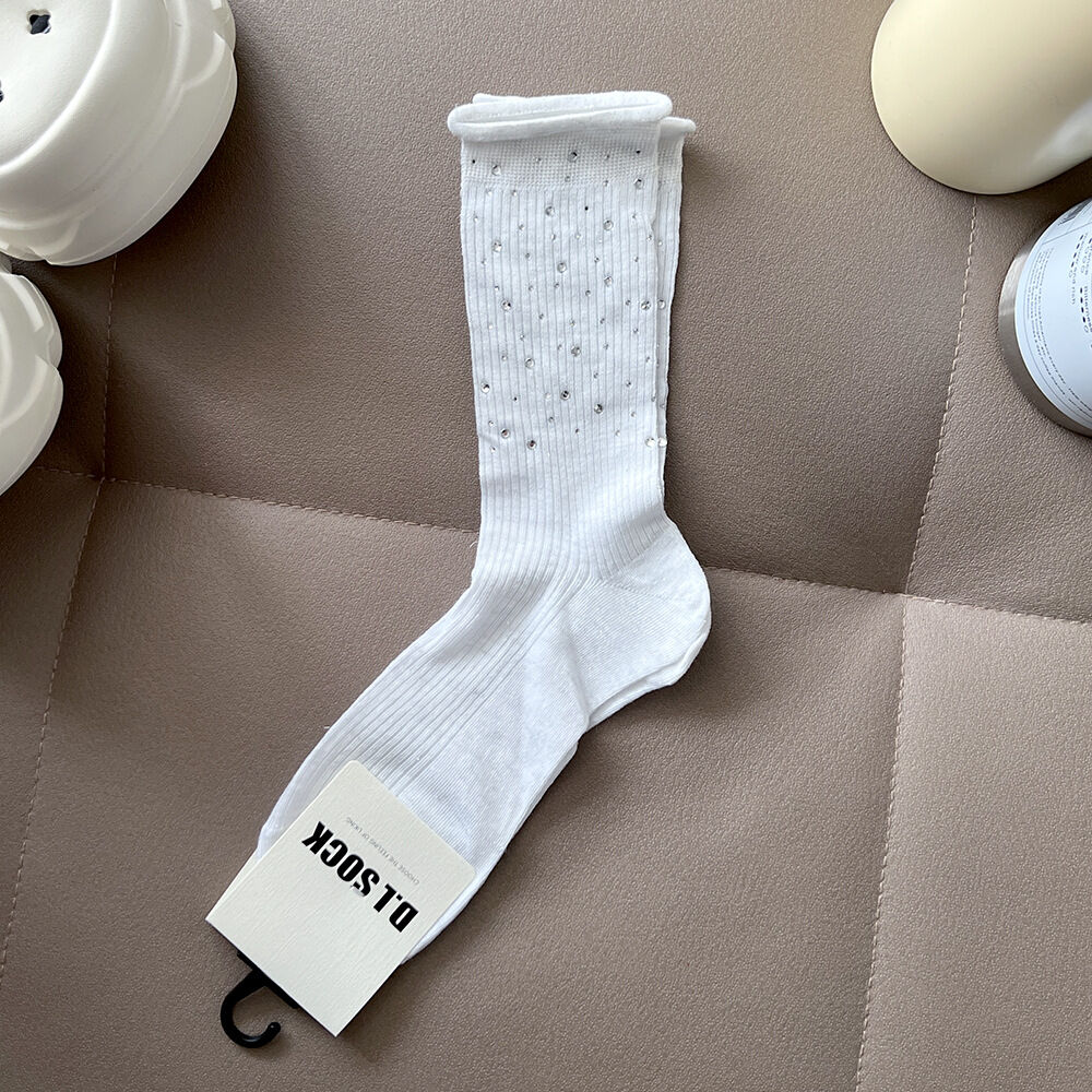 Slight Bounce Elegant Solid Color Hot Rhinestones Mid-Calf Socks h5
