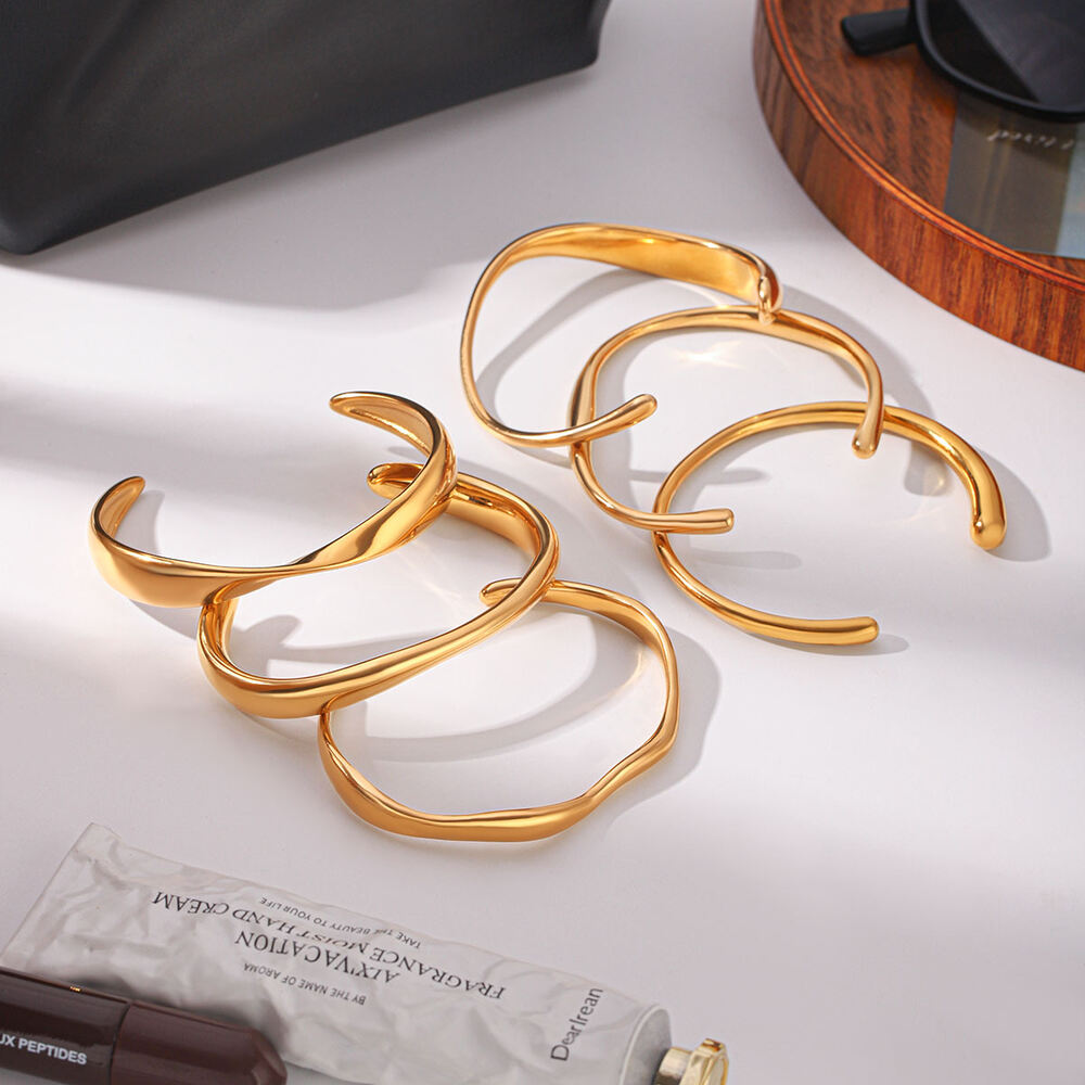 Eenvoudige serie dagelijkse lijnen ellipsvormige roestvrijstalen waterdichte gouden damesarmbanden h5Afbeelding5