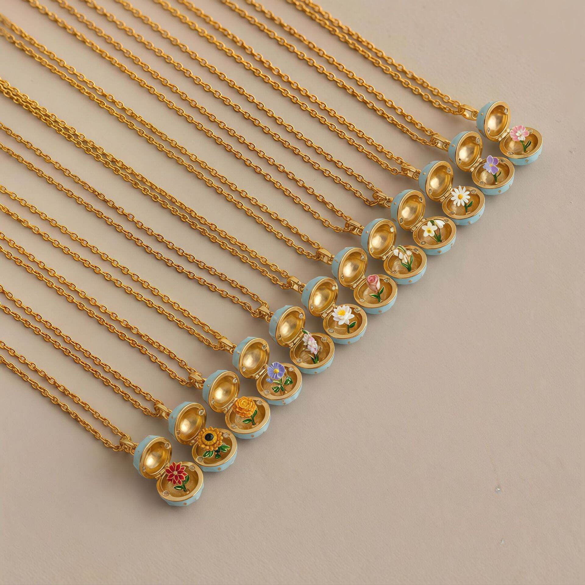 Romantic Series Cute Flower Copper Gold Color  Women's Pendant Necklaces