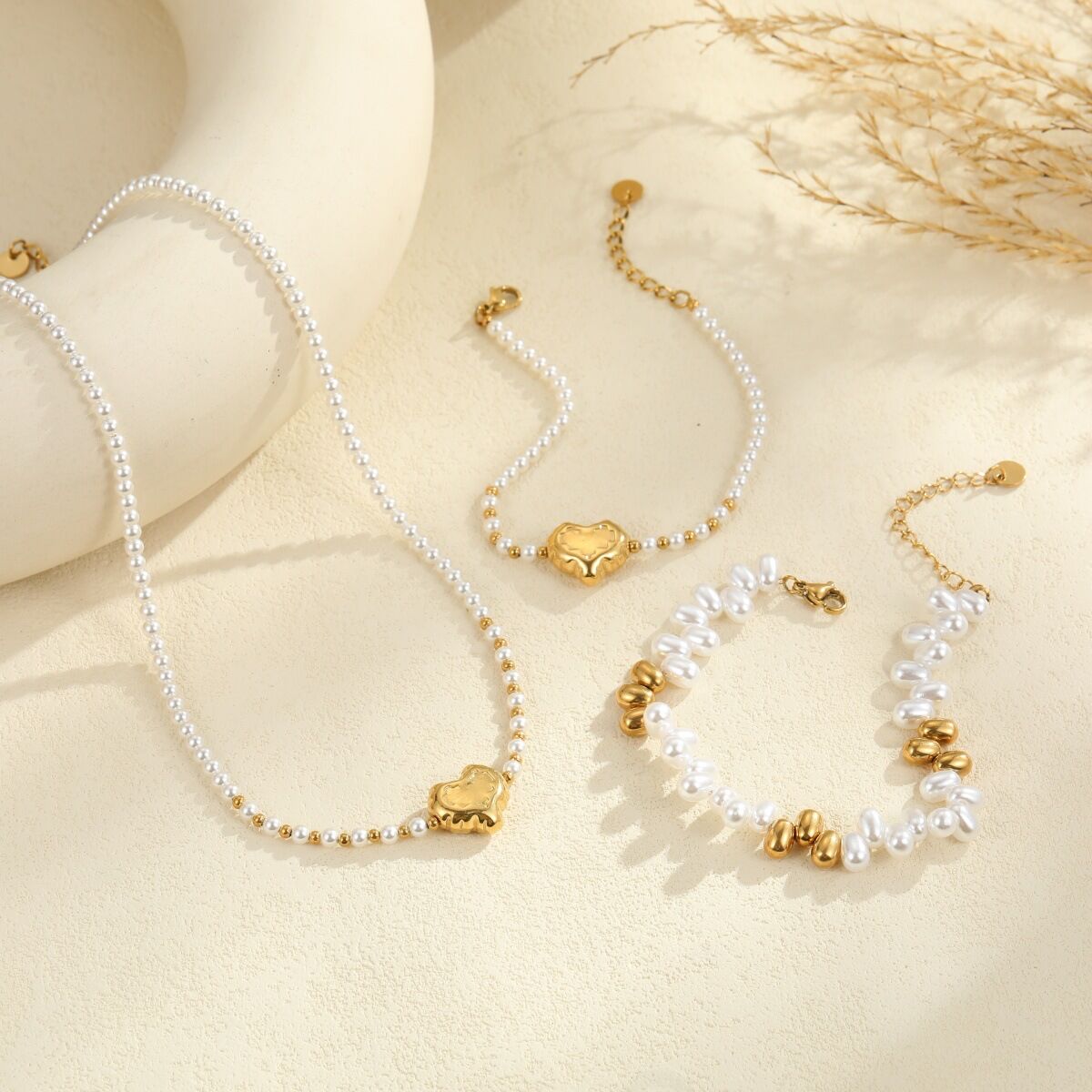 Simple Series Daily Heart Stainless Steel Waterproof   Gold Color  Women's Jewelry Sets Picture2