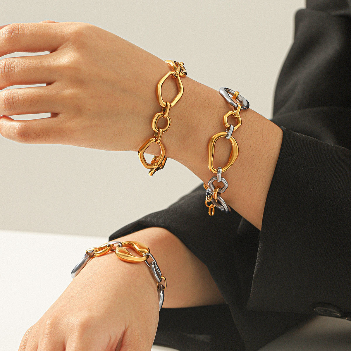 Simple Daily Chain Mixed Gold Color And Silver Colors Stainless Steel Waterproof   Gold Color  Women's Chain Bracelets 2