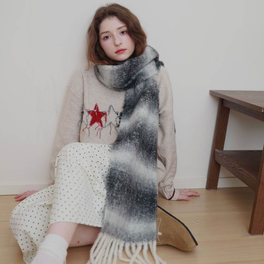 Simple Serisi Günlük Püsküllü Karışık Renk Geçişli Yün-Polyester Karışımı Kışlık Şallar Resim4